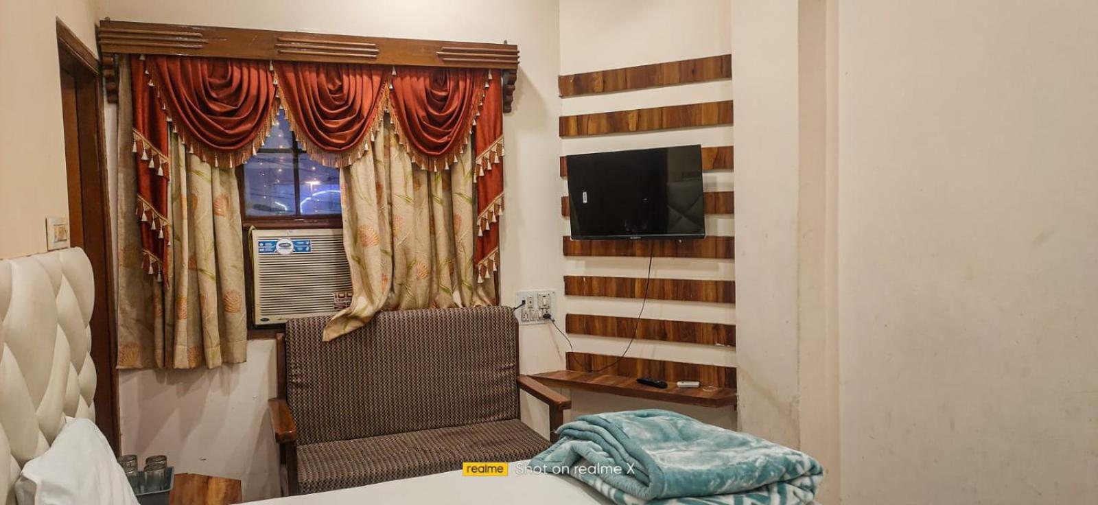 Hotel Pleasure Landmark Ujjain Dış mekan fotoğraf