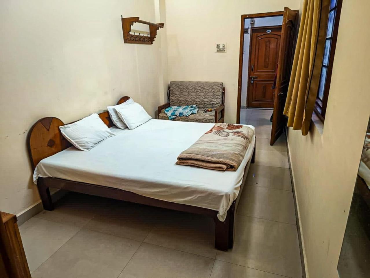 Hotel Pleasure Landmark Ujjain Dış mekan fotoğraf