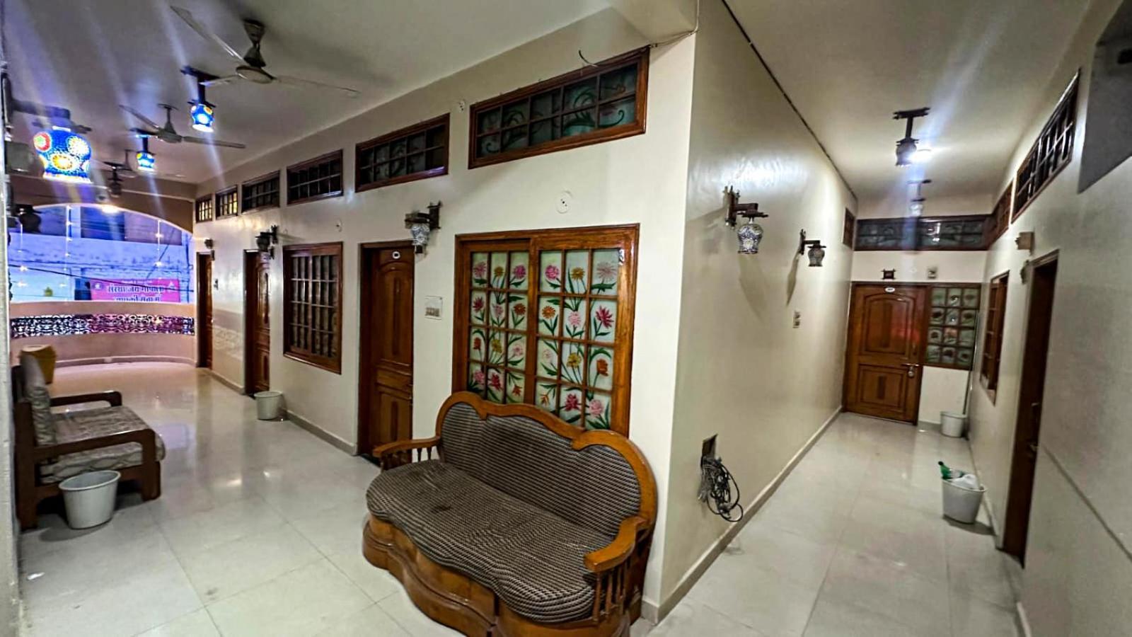 Hotel Pleasure Landmark Ujjain Dış mekan fotoğraf